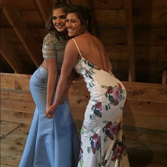 White sequin and floral prom dress - Picture 3 of 3